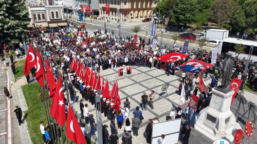 19 MAYIS COŞKUSU EDİRNE’DE BÜYÜK BİR KATILIMLA KUTLANDI